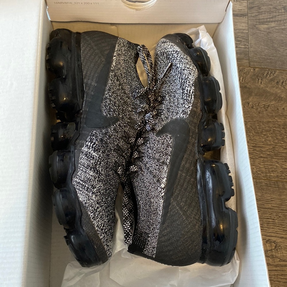 Womens Nike Air Vapormax Flyknit